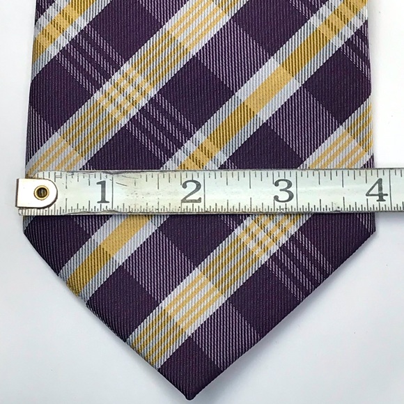 Giorgio Armani 100% designer luxury silk tie.  NWOT! - Picture 3 of 7